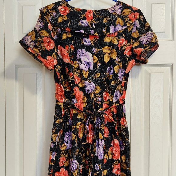 Vintage look Floral Print Dress size 16 100% Cotton - Picture 2 of 10